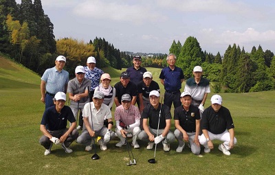 golf2_thumb.jpg(53376 byte)