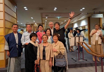 member2_thumb.jpg(57199 byte)