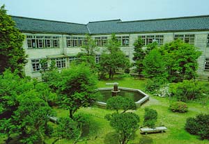 takaoka-kyu.jpg(24095 byte)